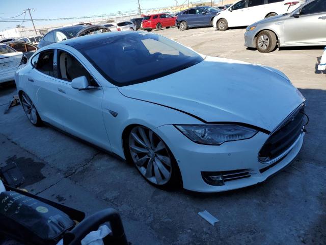 2015 TESLA MODEL S 85 5YJSA1H19FF090459