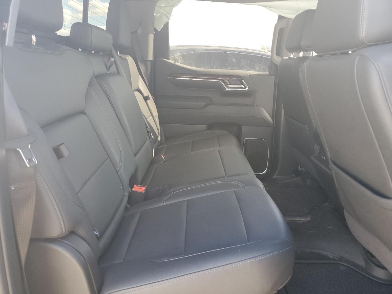 CHEVROLET SILVERADO K1500 RST