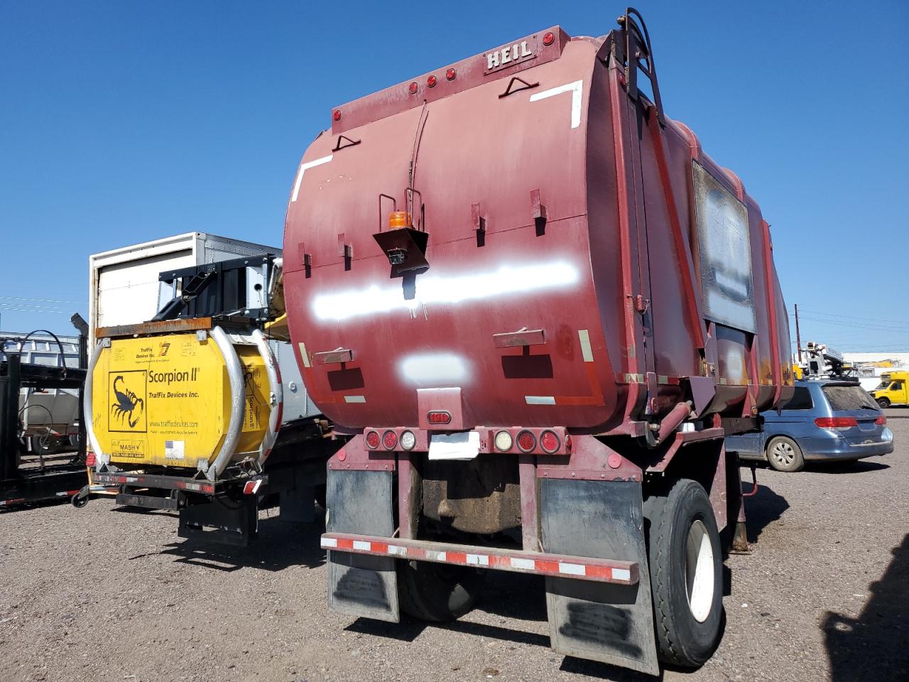 Lot #3265799241 1999 HEIL UNKNOWN