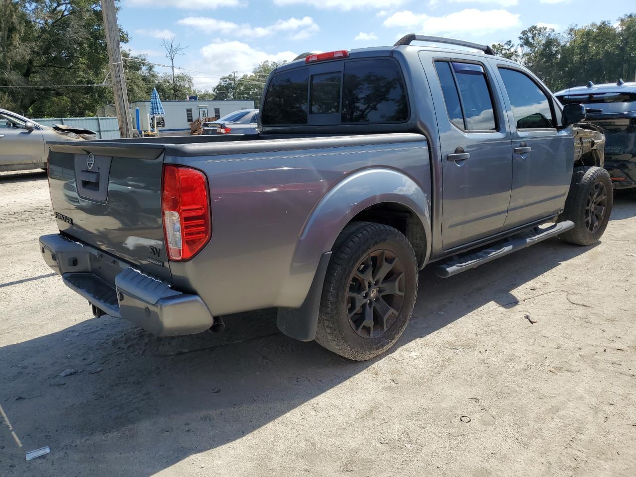 NISSAN FRONTIER S