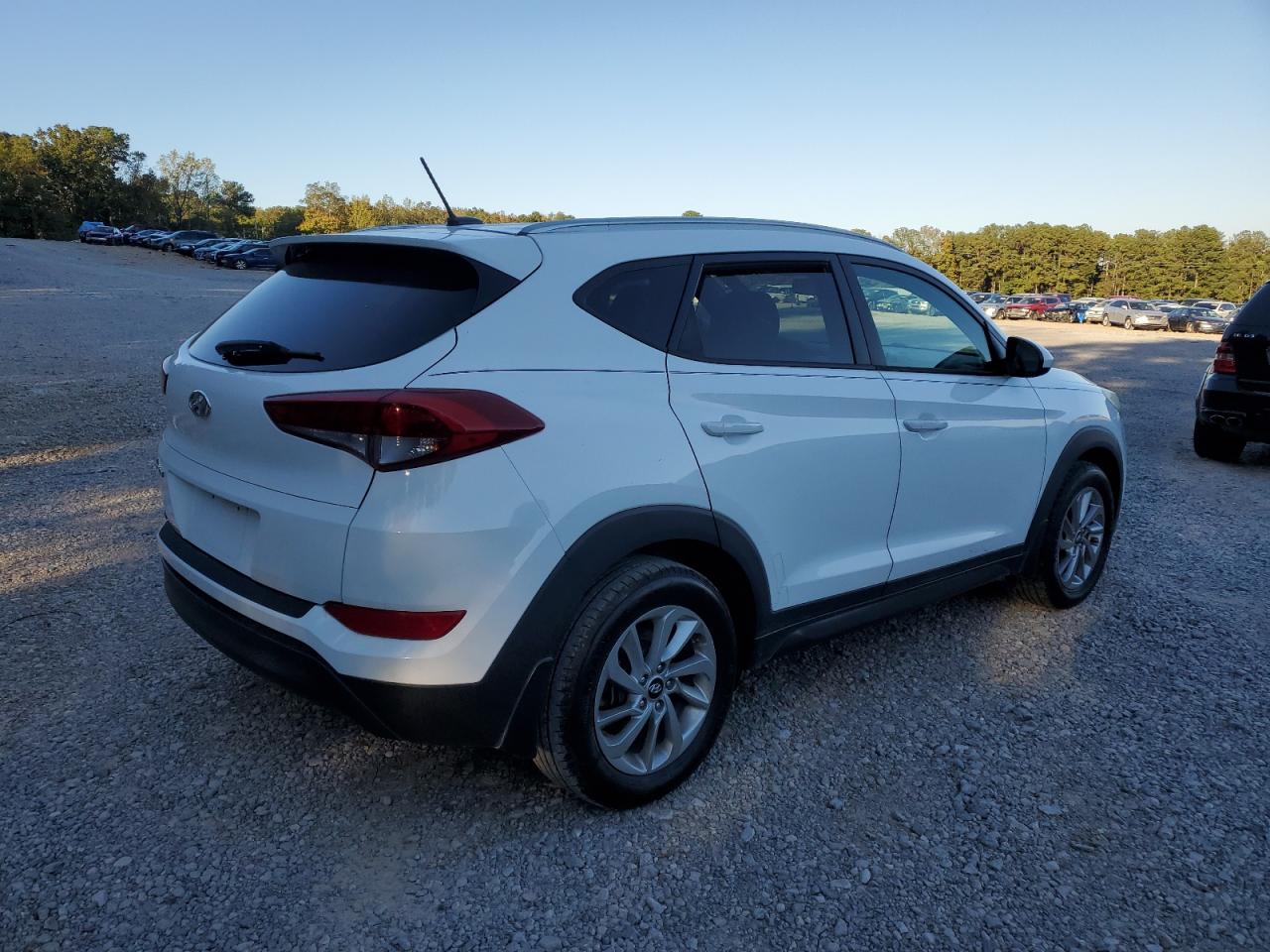 Lot #3309269615 2016 HYUNDAI TUCSON LIM