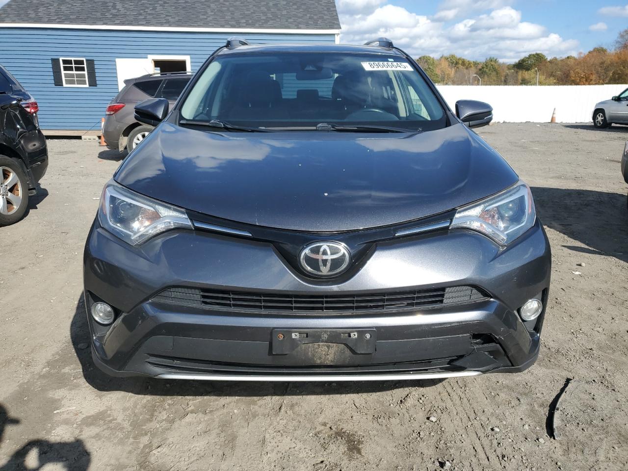TOYOTA RAV4 XLE