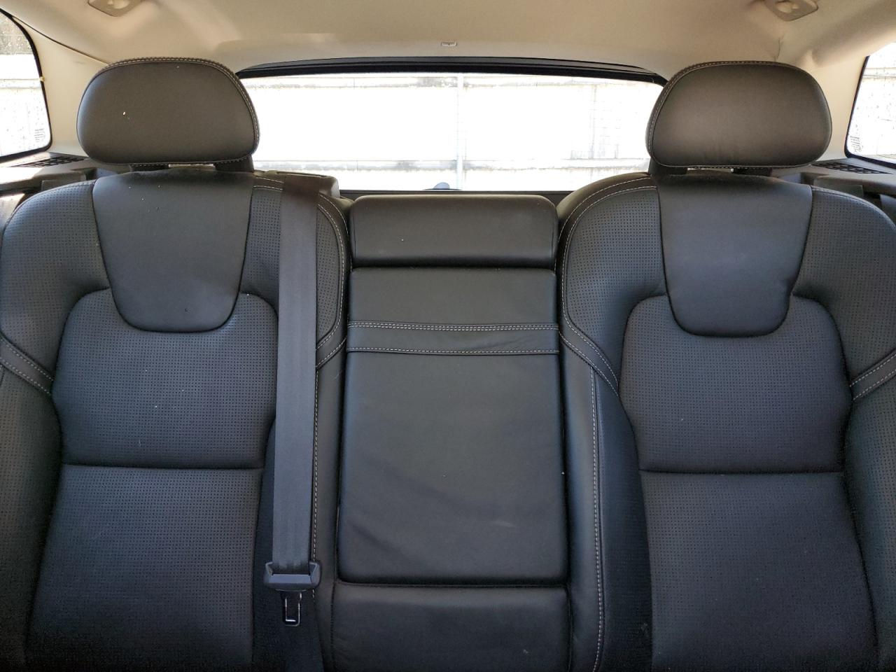 VOLVO XC60 T5 INSCRIPTION