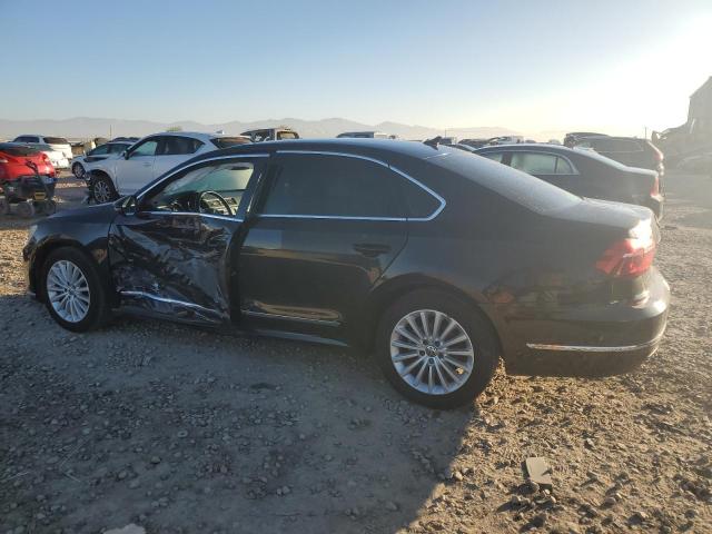 2017 VOLKSWAGEN PASSAT SE - 1VWBT7A3XHC020765