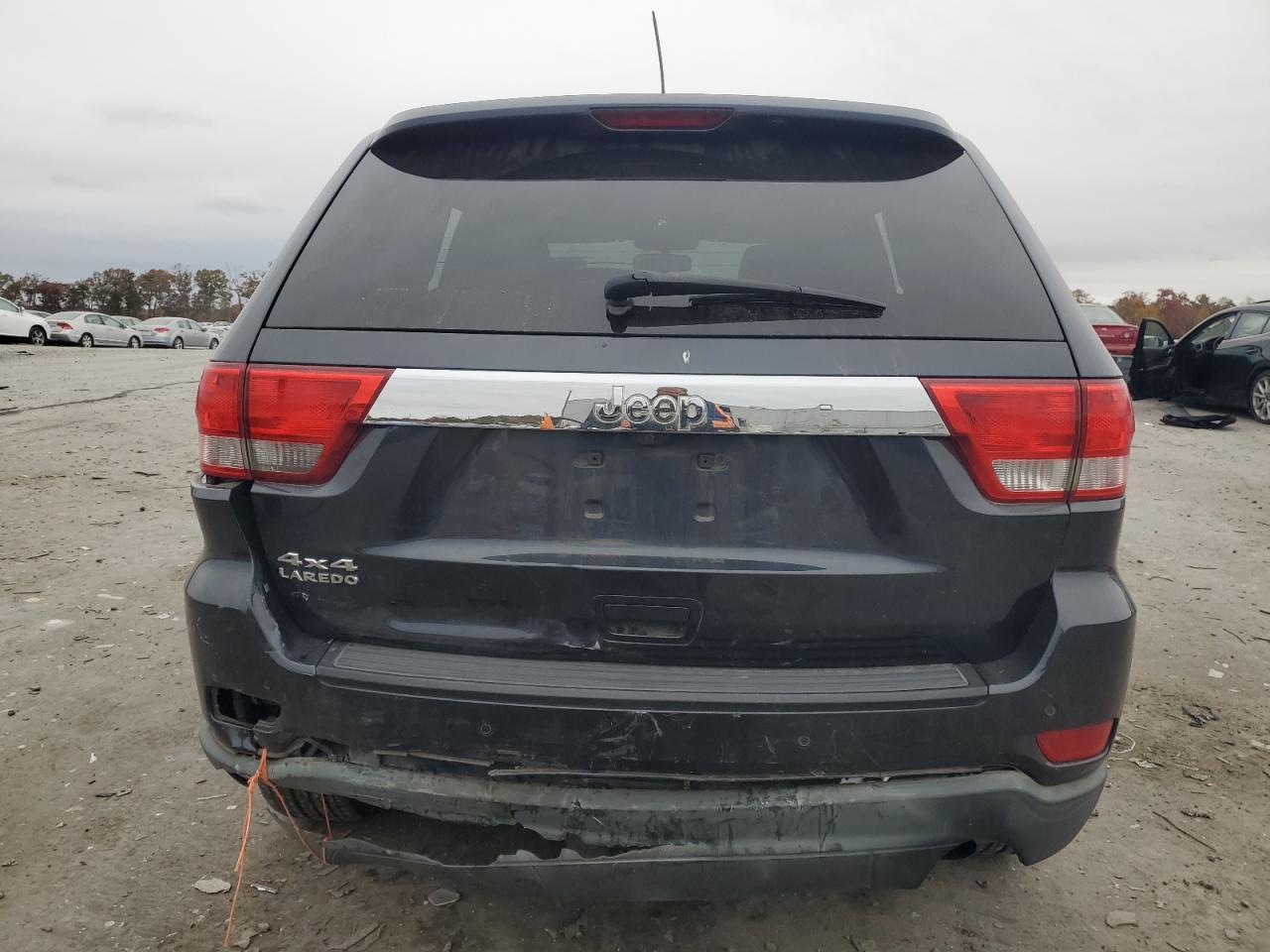 JEEP GRAND CHEROKEE LAREDO