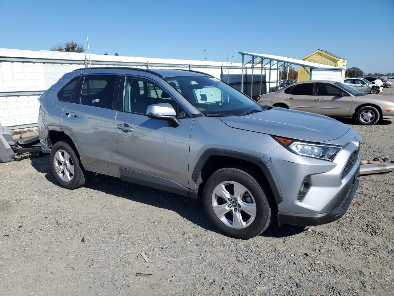 TOYOTA RAV4 XLE