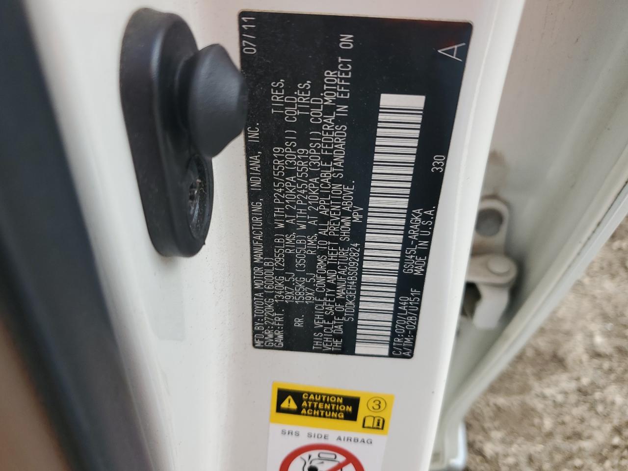 TOYOTA HIGHLANDER LIMITED