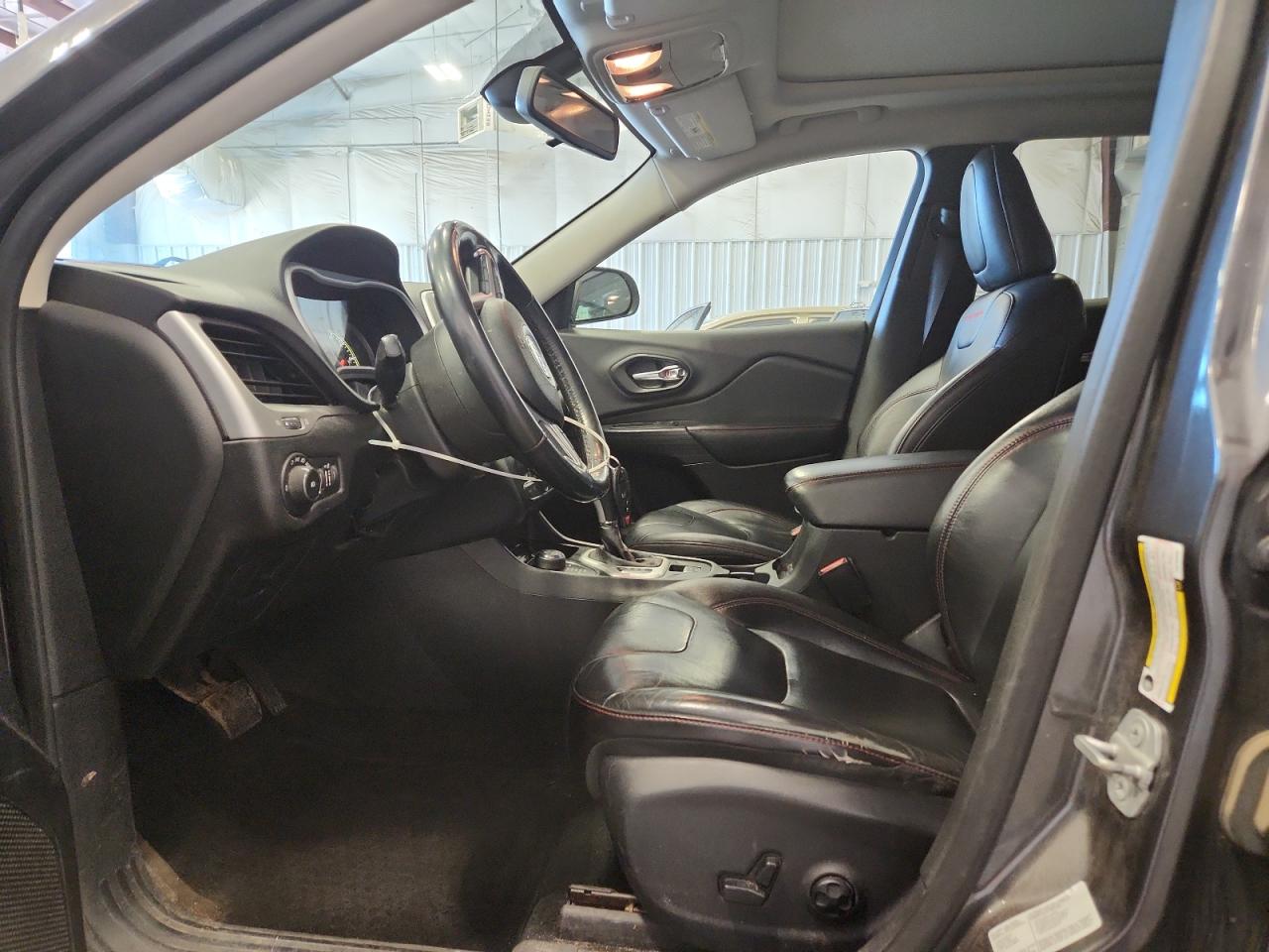 JEEP CHEROKEE TRAILHAWK