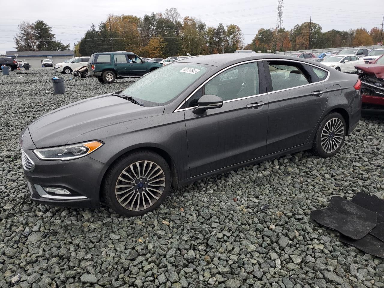 FORD FUSION SE