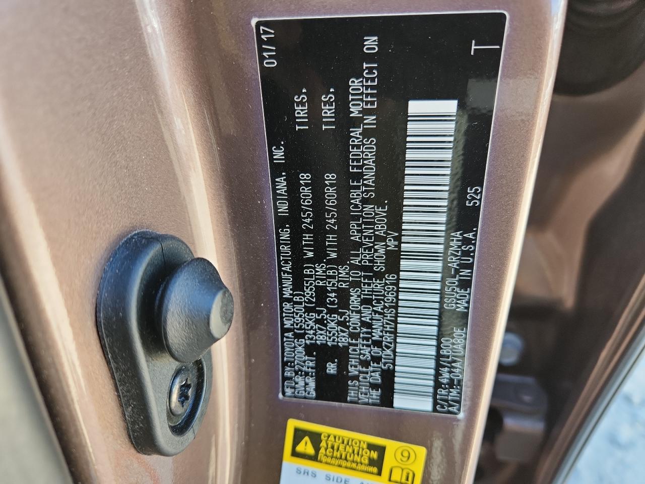 TOYOTA HIGHLANDER SE