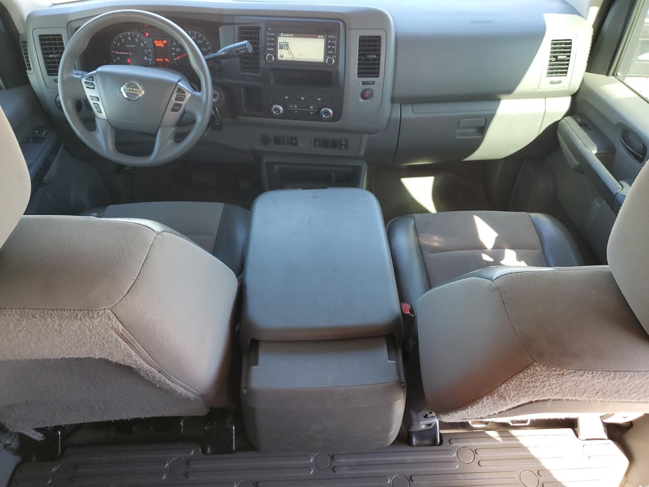 NISSAN NV3500 3500 S