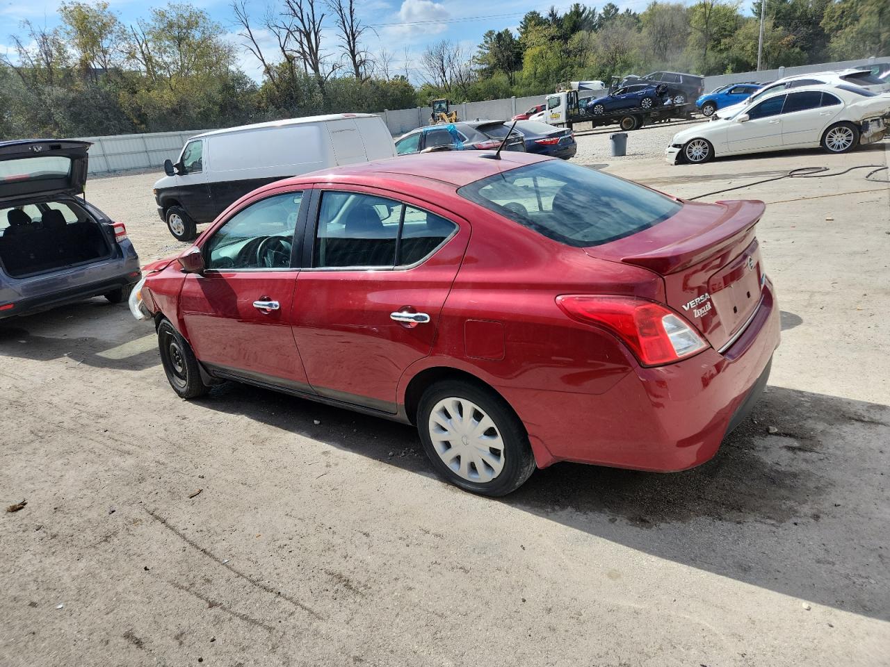 NISSAN VERSA S
