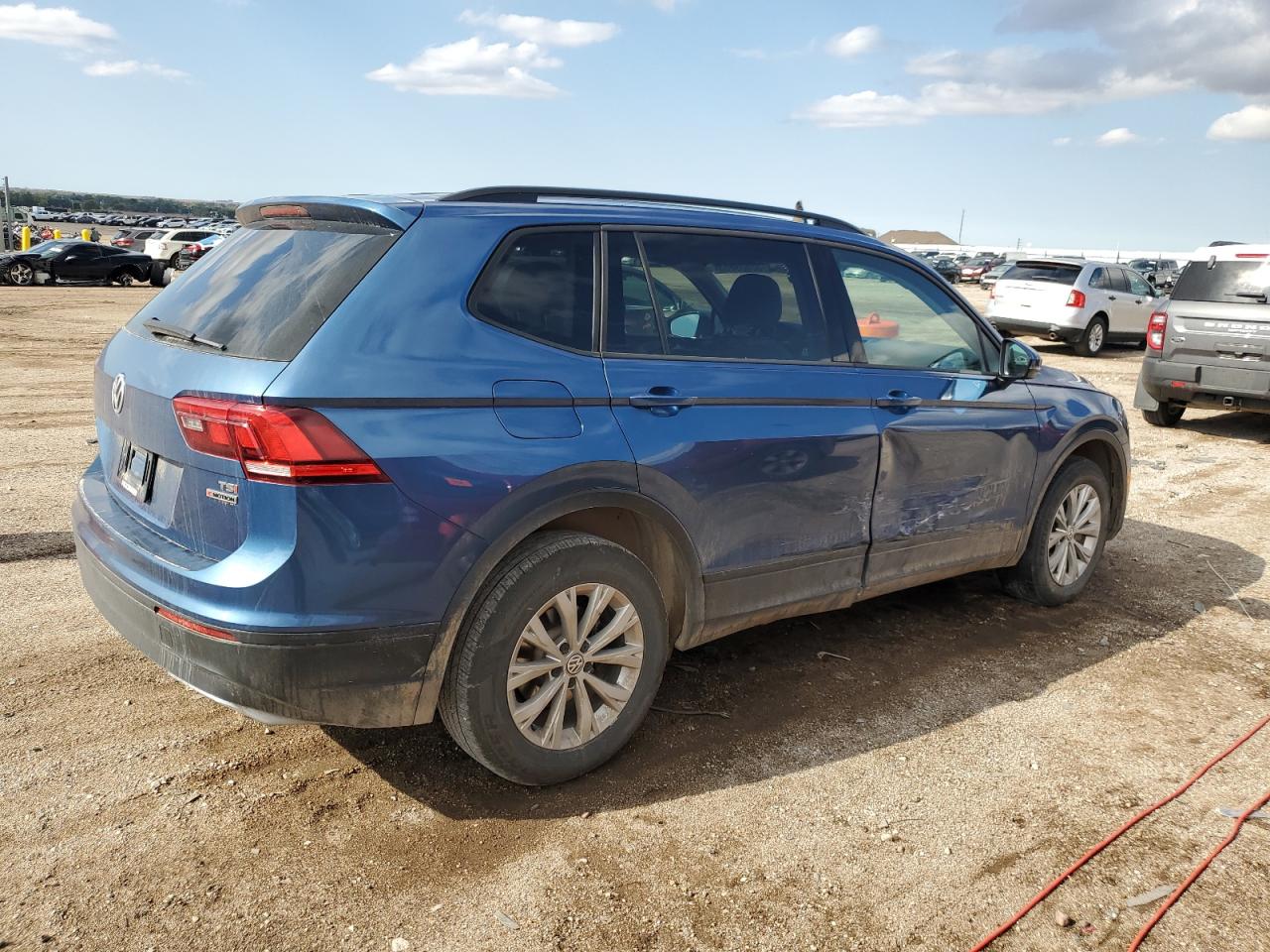 VOLKSWAGEN TIGUAN S