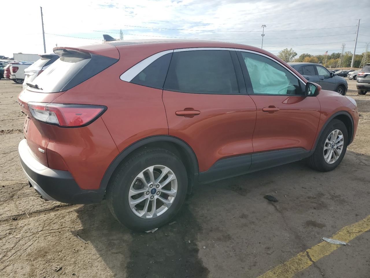 FORD ESCAPE SE