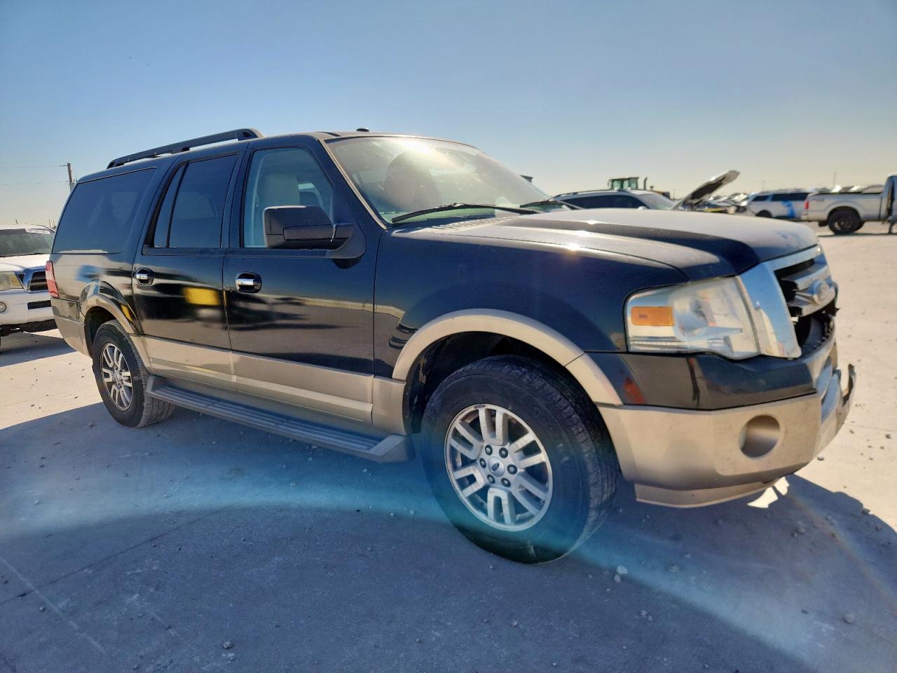 FORD EXPEDITION EL XLT