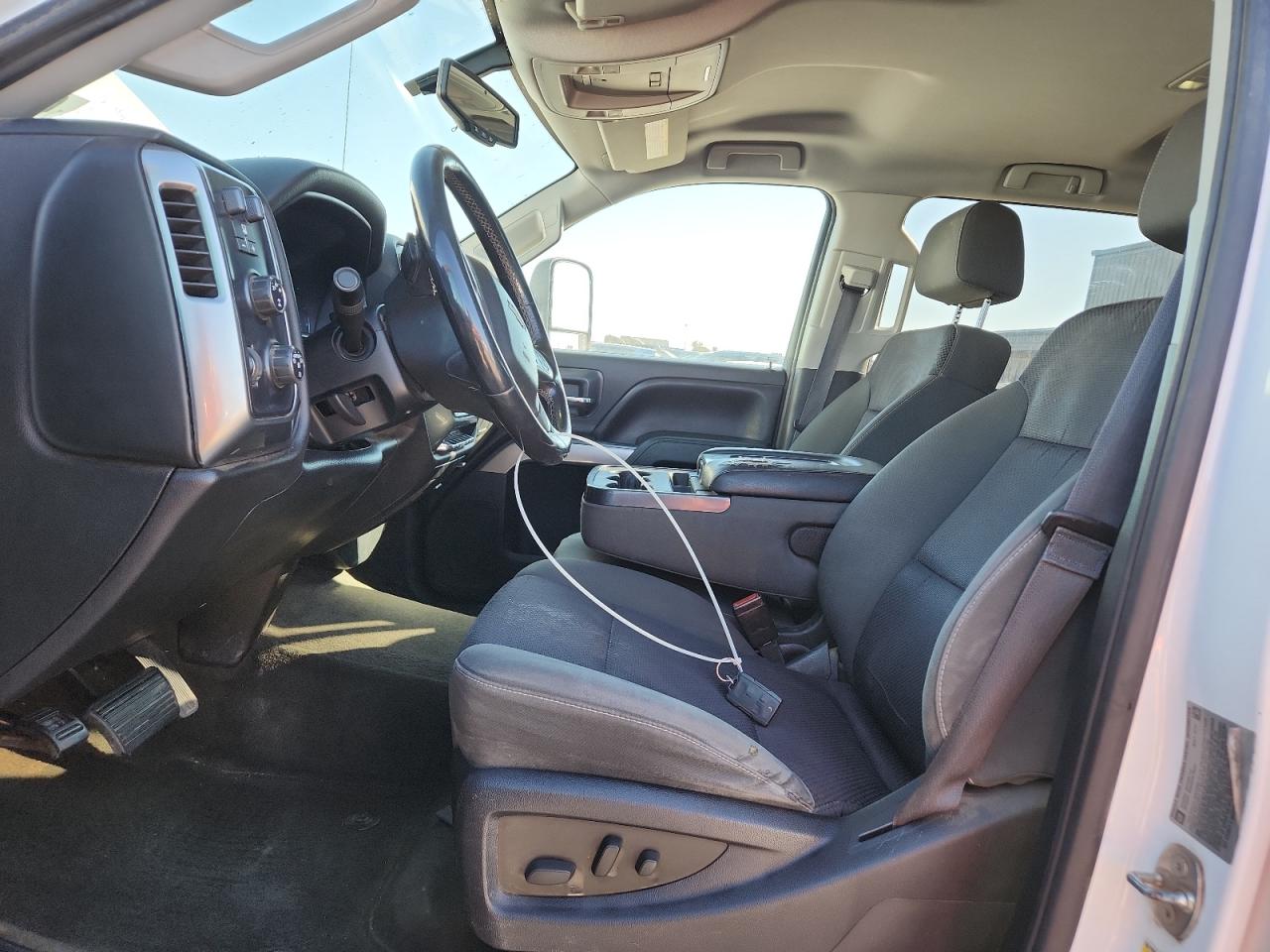 CHEVROLET SILVERADO K3500 LT