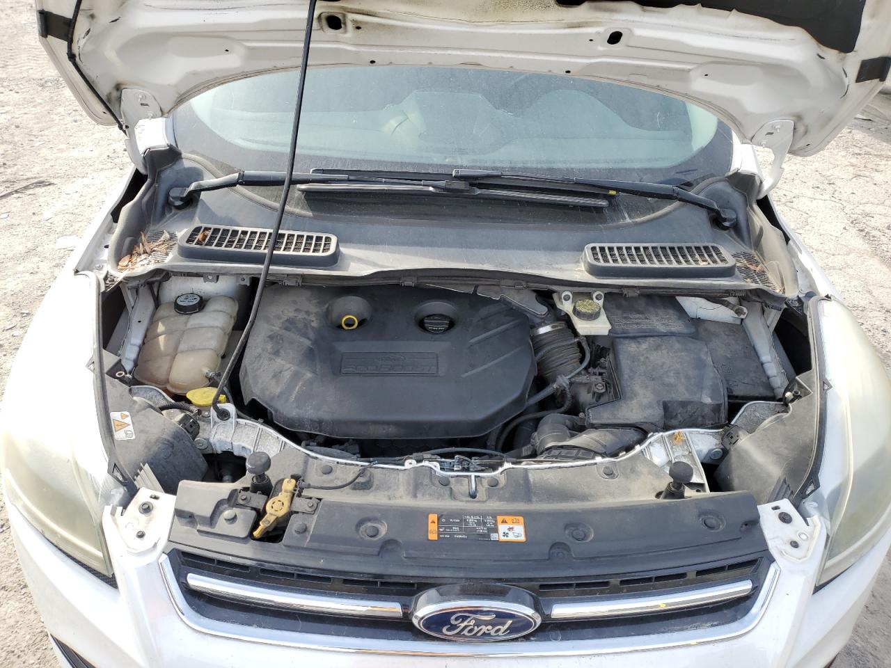 FORD ESCAPE TITANIUM