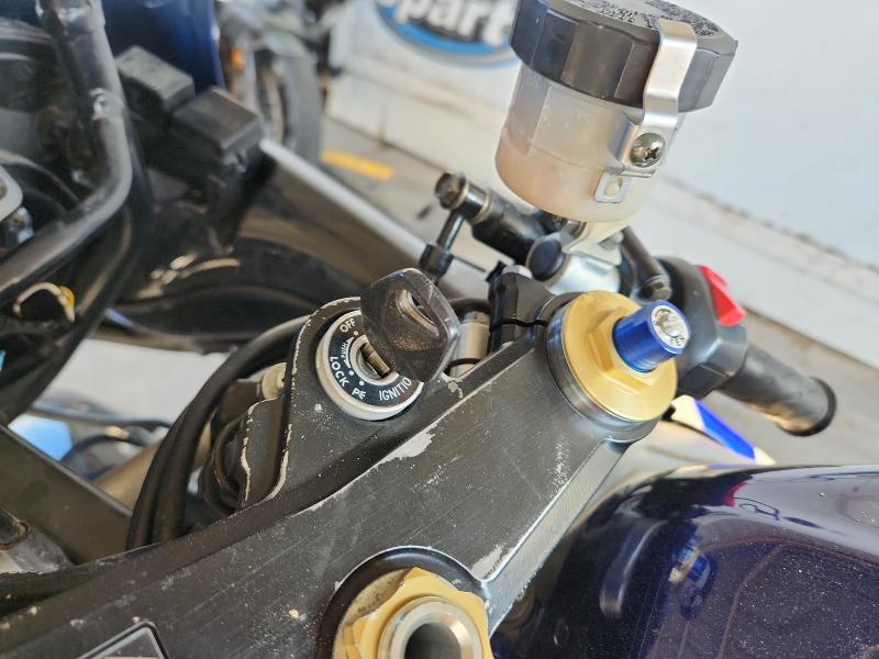 2003 SUZUKI GSX-R600 JS1GN7BA732108472