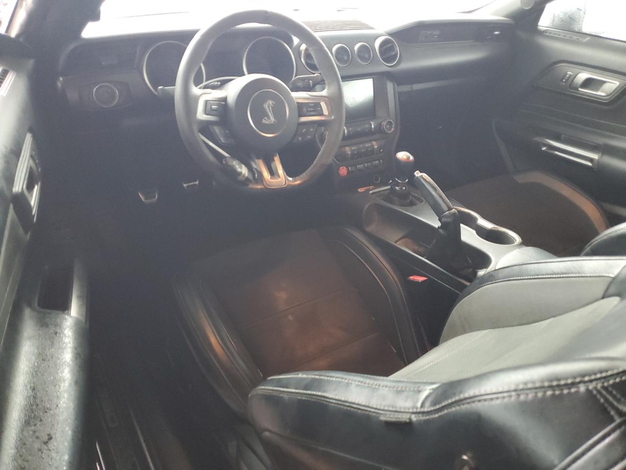 FORD MUSTANG SHELBY GT350