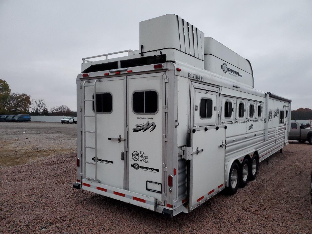 Lot #3285721670 2019 PLTM 5HMX