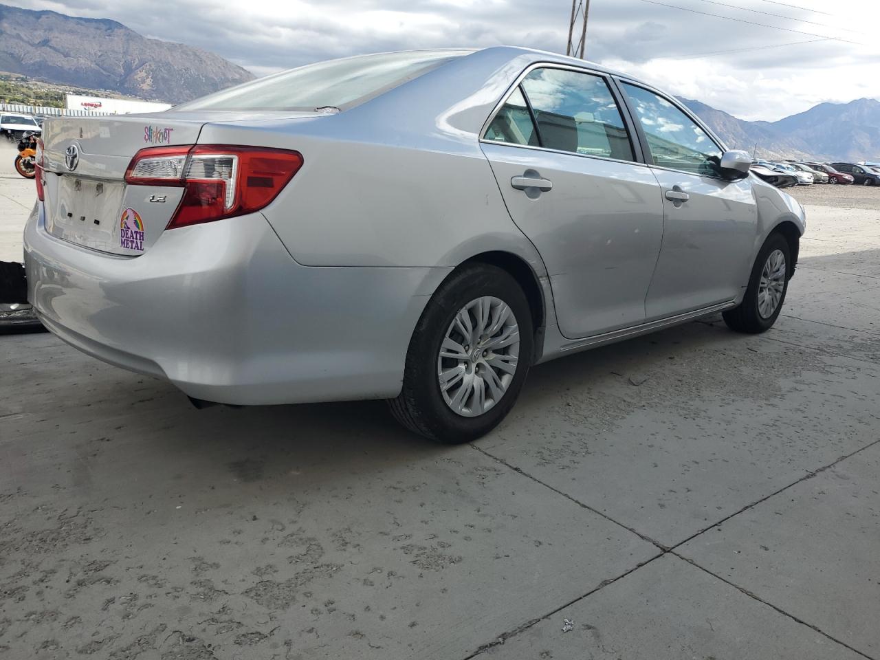 TOYOTA CAMRY L