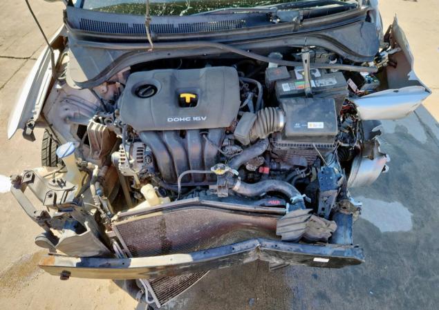 2017 HYUNDAI ELANTRA SE KMHD84LF7HU207101