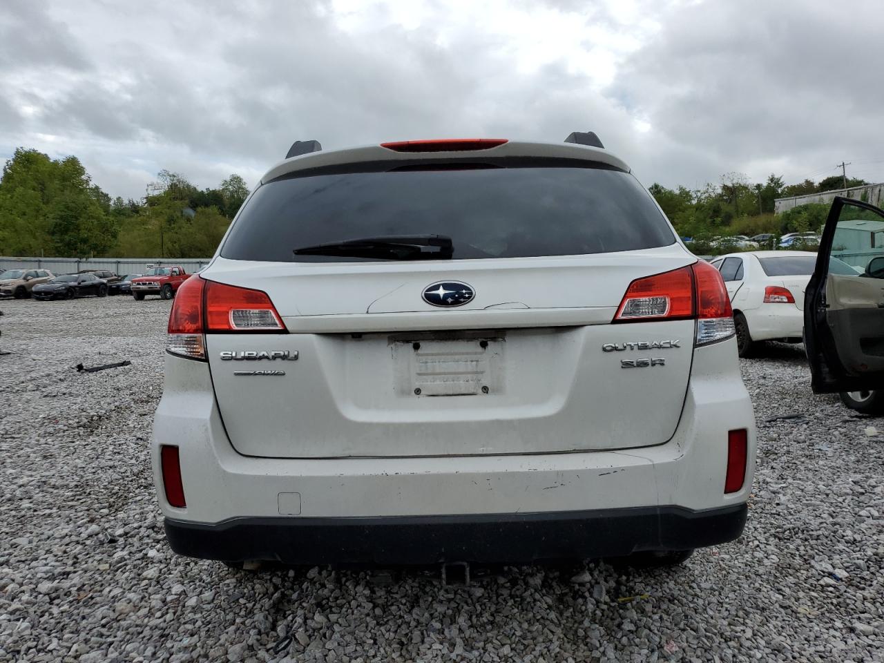 SUBARU OUTBACK 3.6R LIMITED