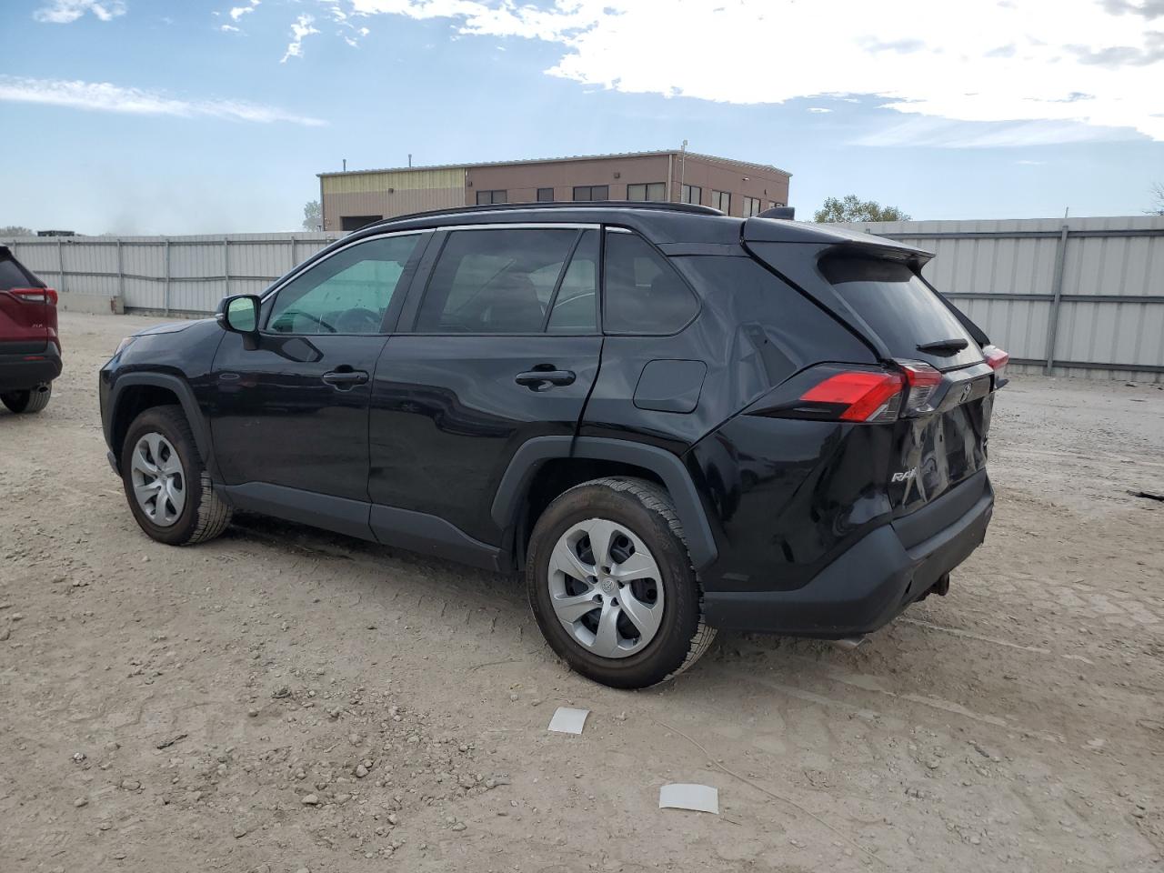 TOYOTA RAV4 LE