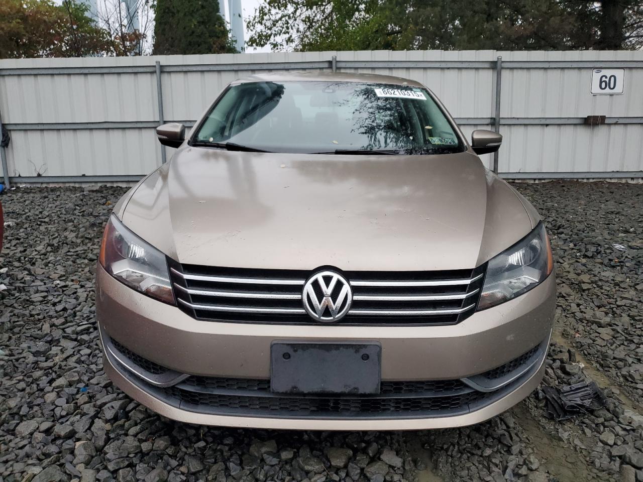 VOLKSWAGEN PASSAT SE