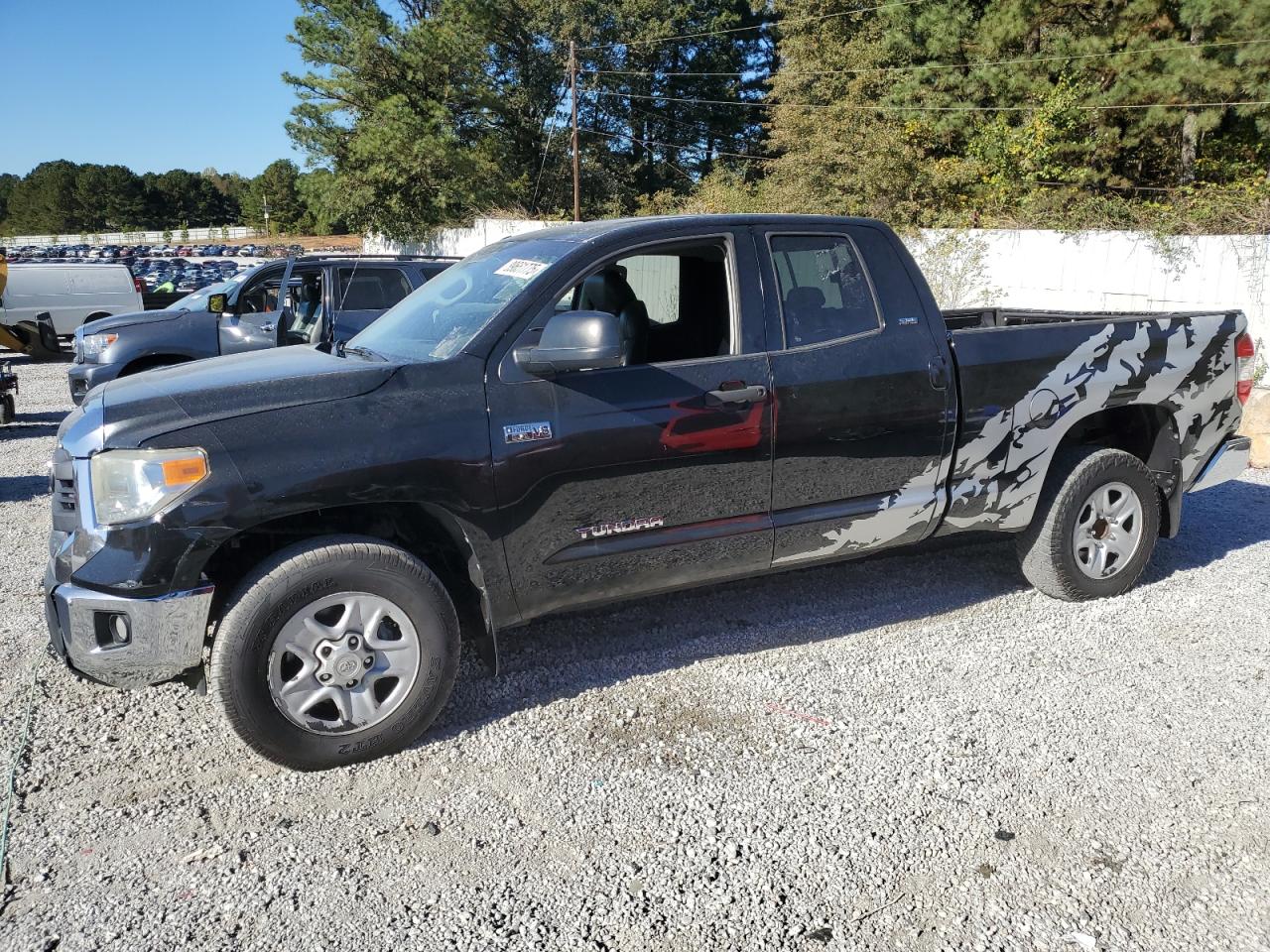 TOYOTA TUNDRA DOUBLE CAB SR