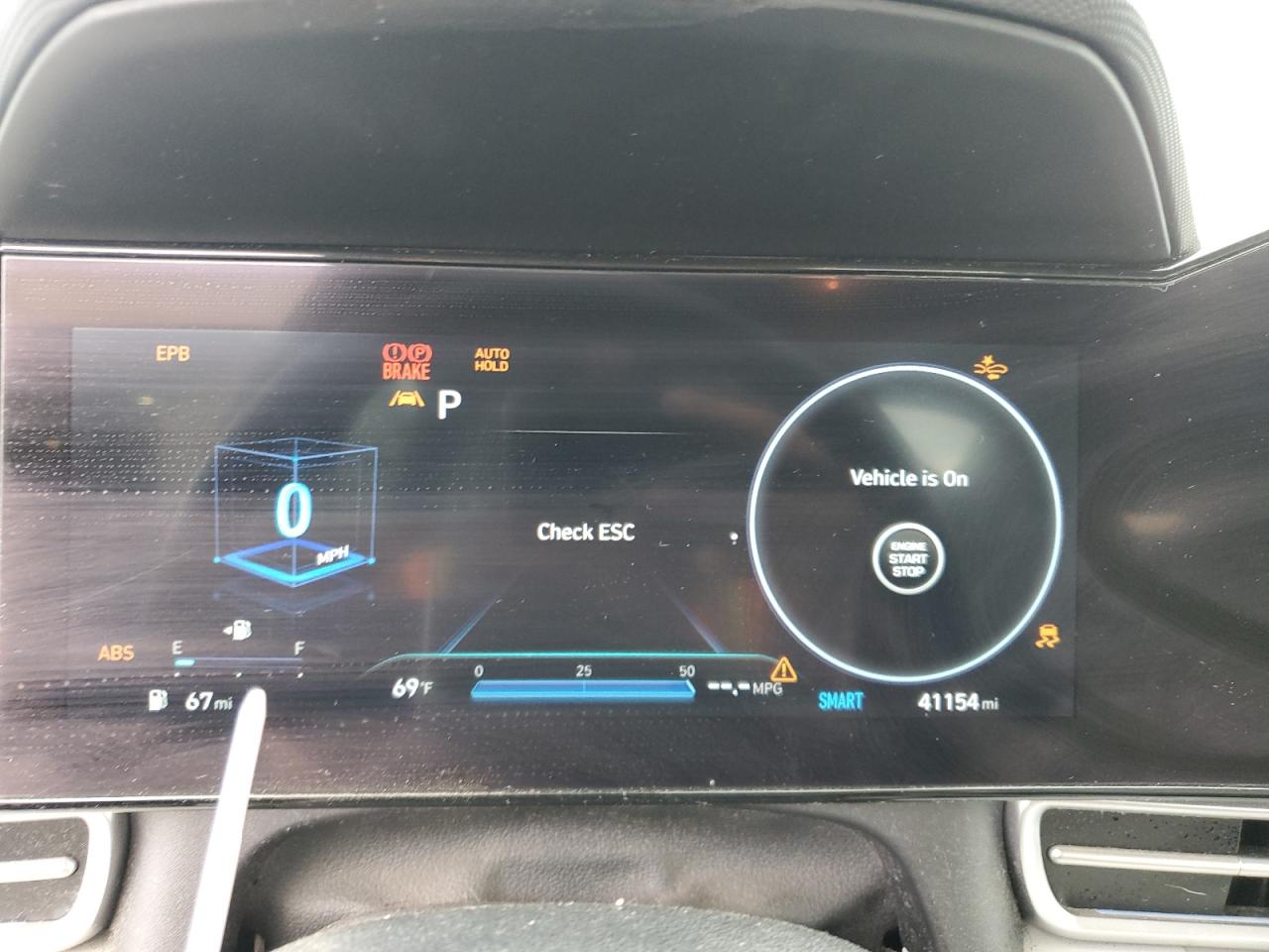 HYUNDAI ELANTRA LIMITED