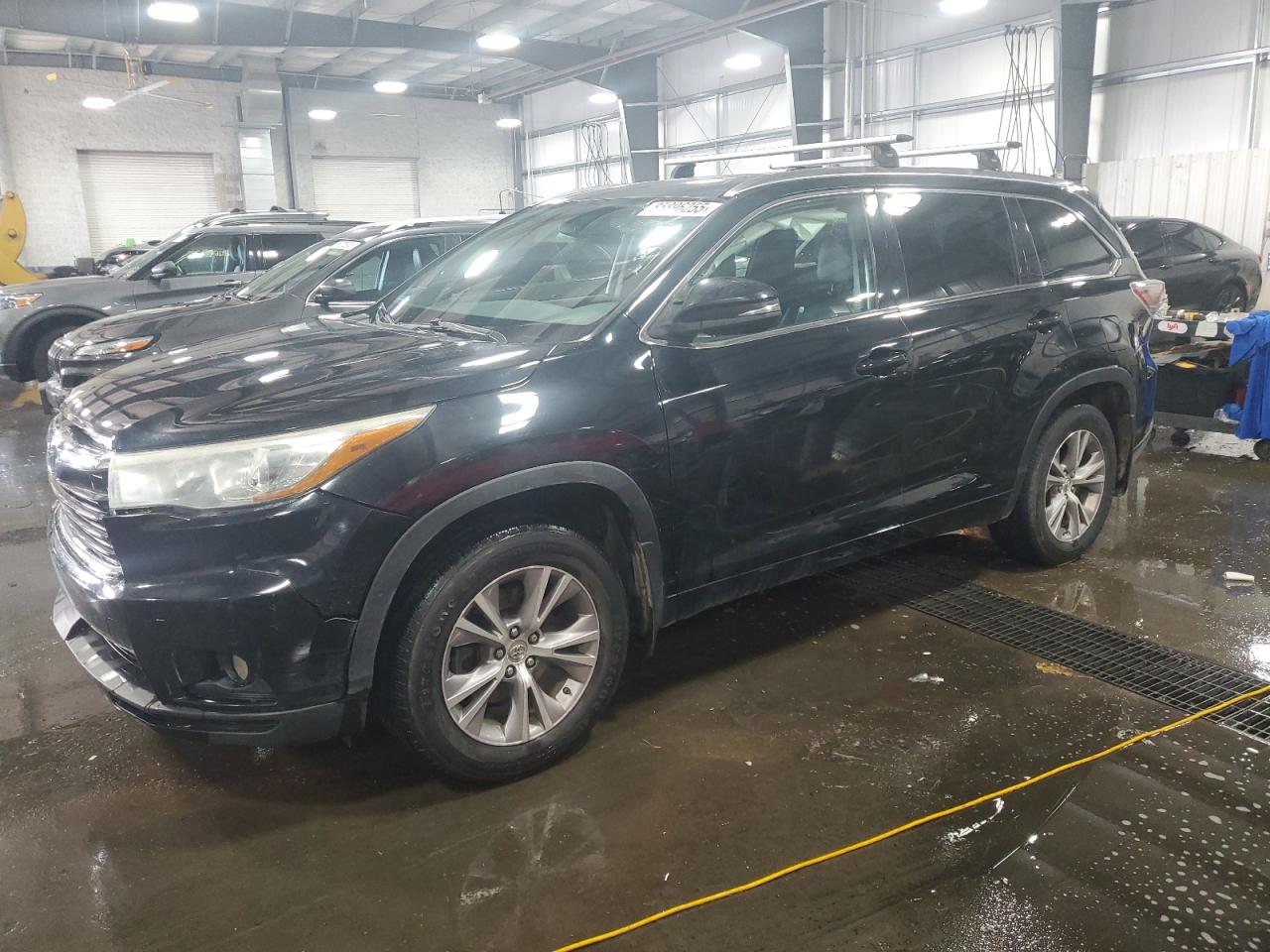 Lot #3285588276 2015 TOYOTA HIGHLANDER
