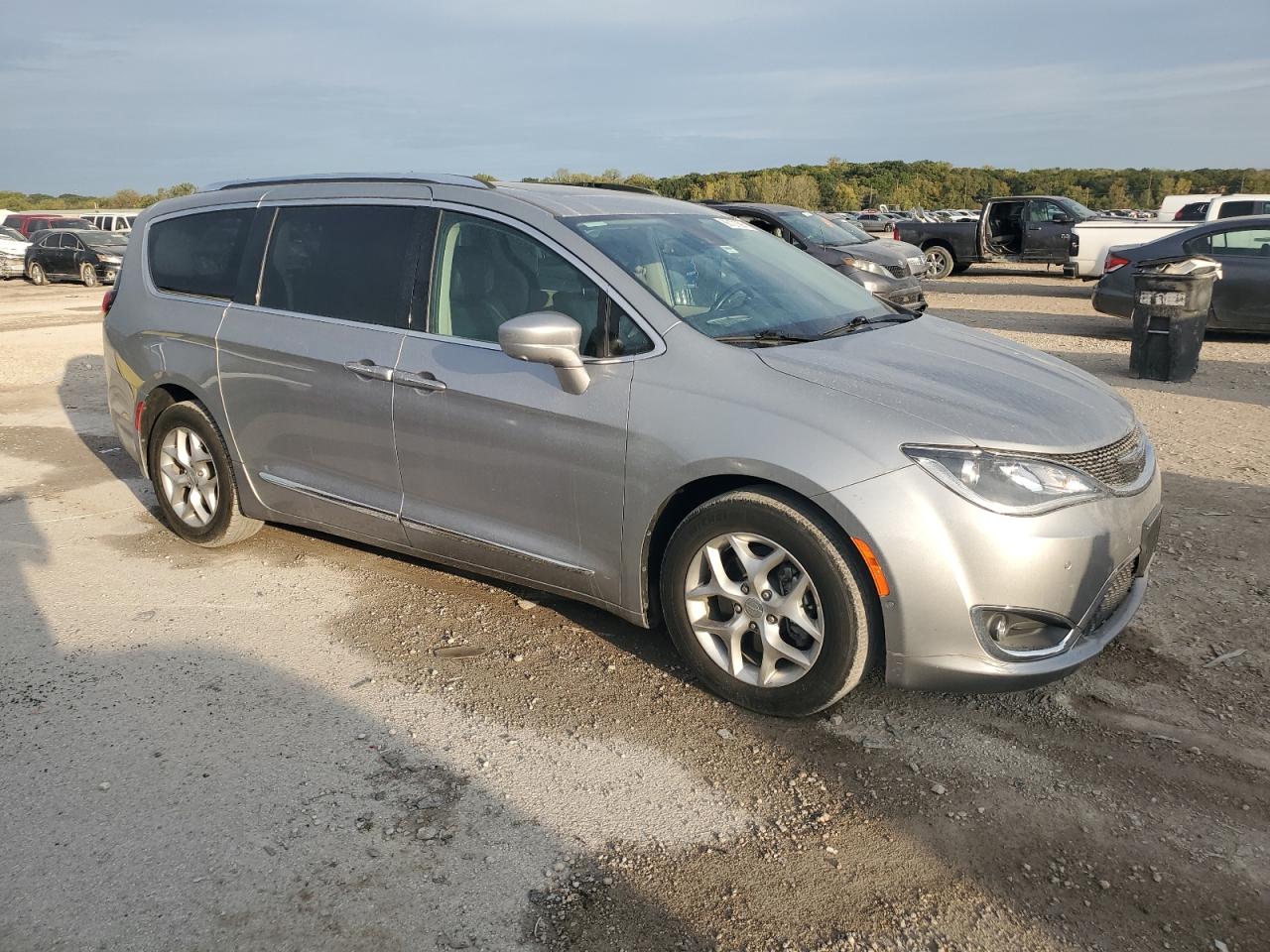 CHRYSLER PACIFICA TOURING L PLUS