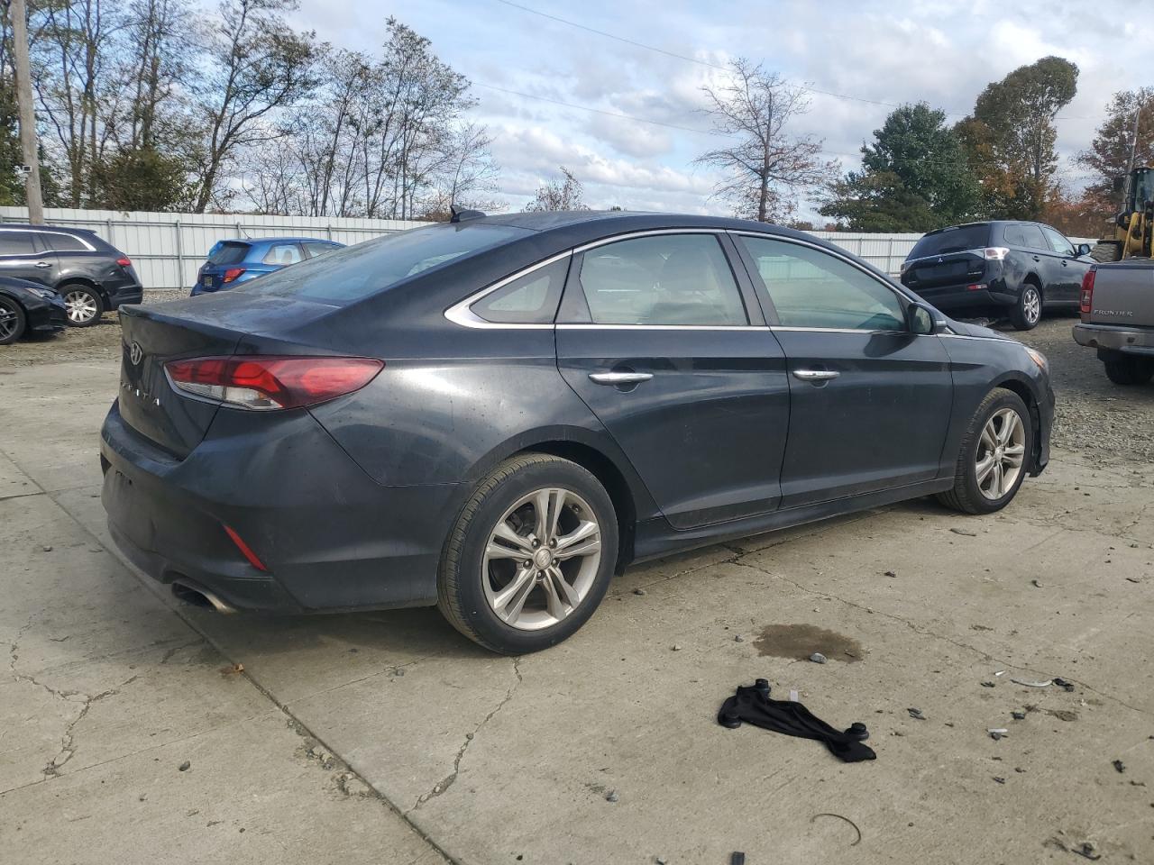 HYUNDAI SONATA SPORT