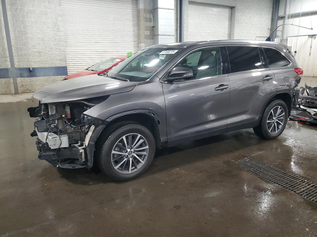 TOYOTA HIGHLANDER SE
