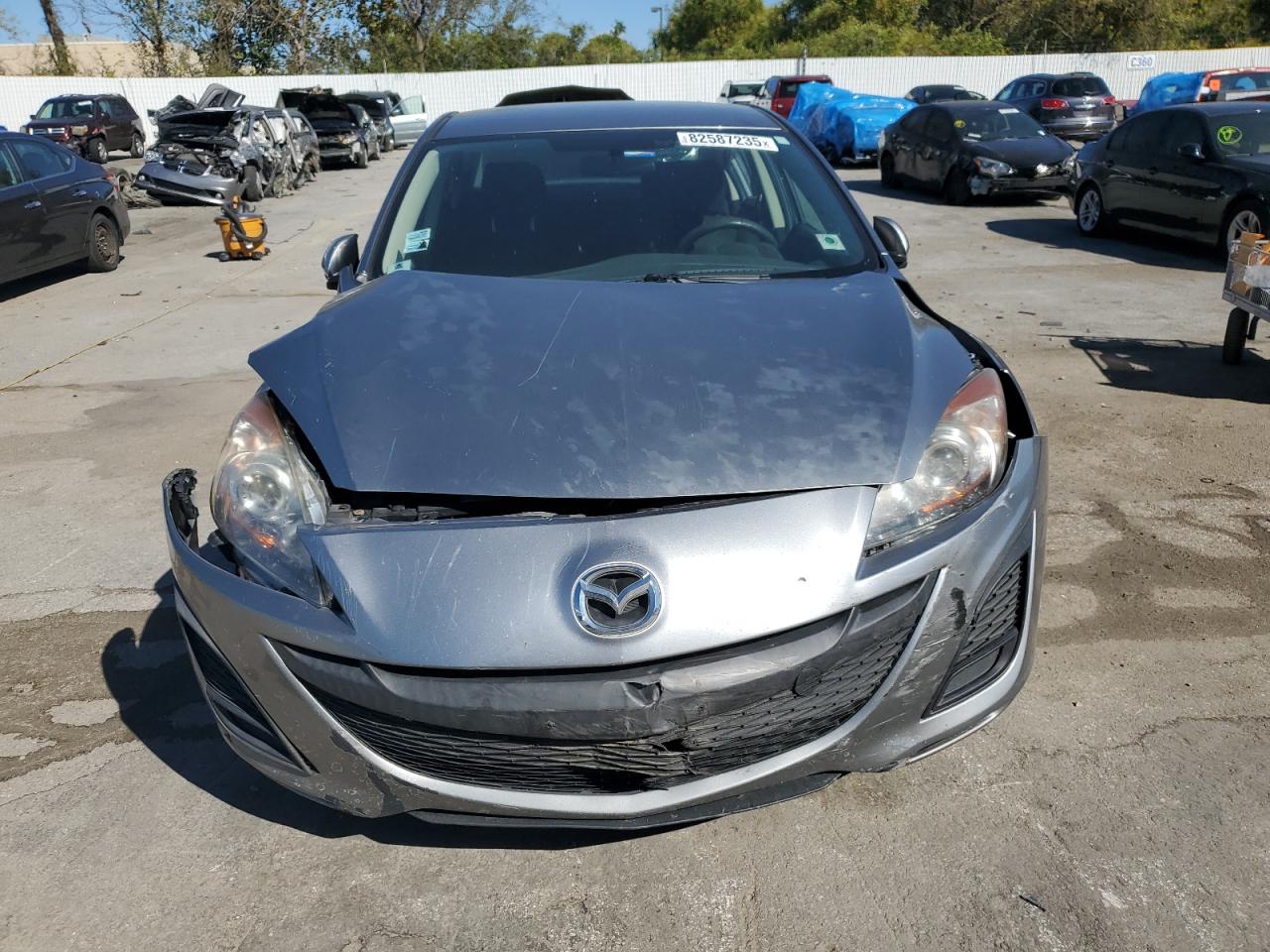 MAZDA 3 I