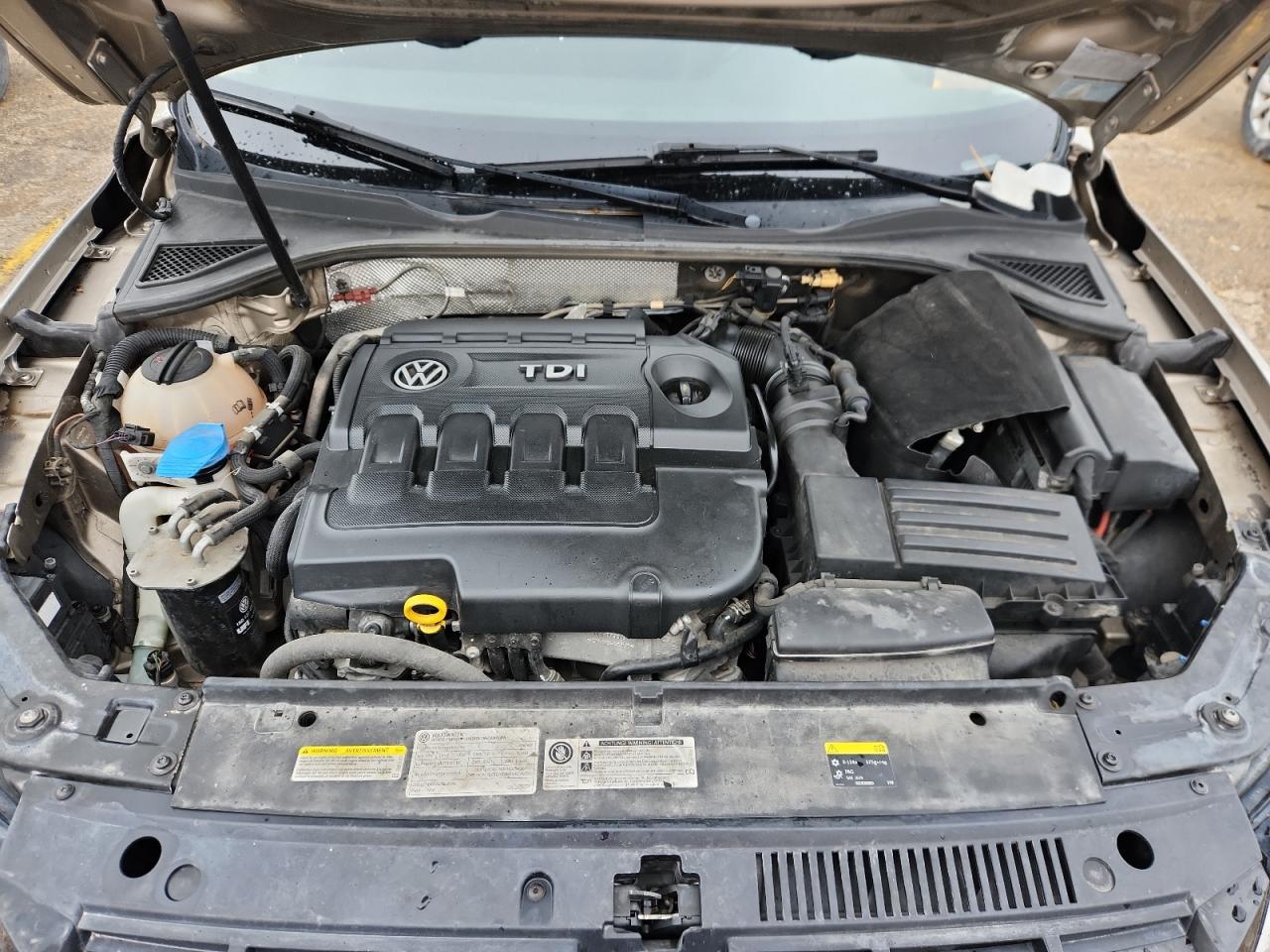 VOLKSWAGEN PASSAT SEL