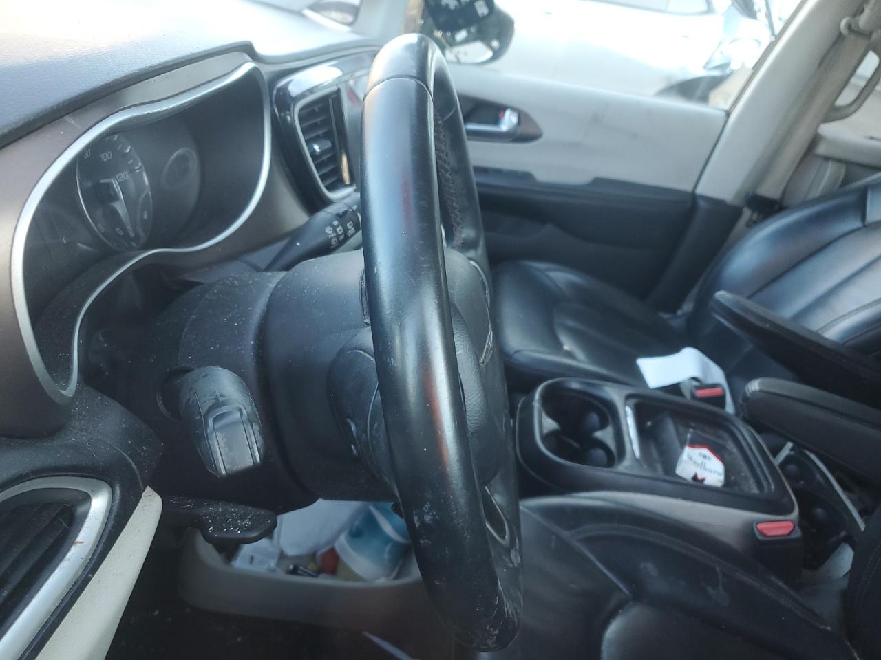 CHRYSLER PACIFICA TOURING L