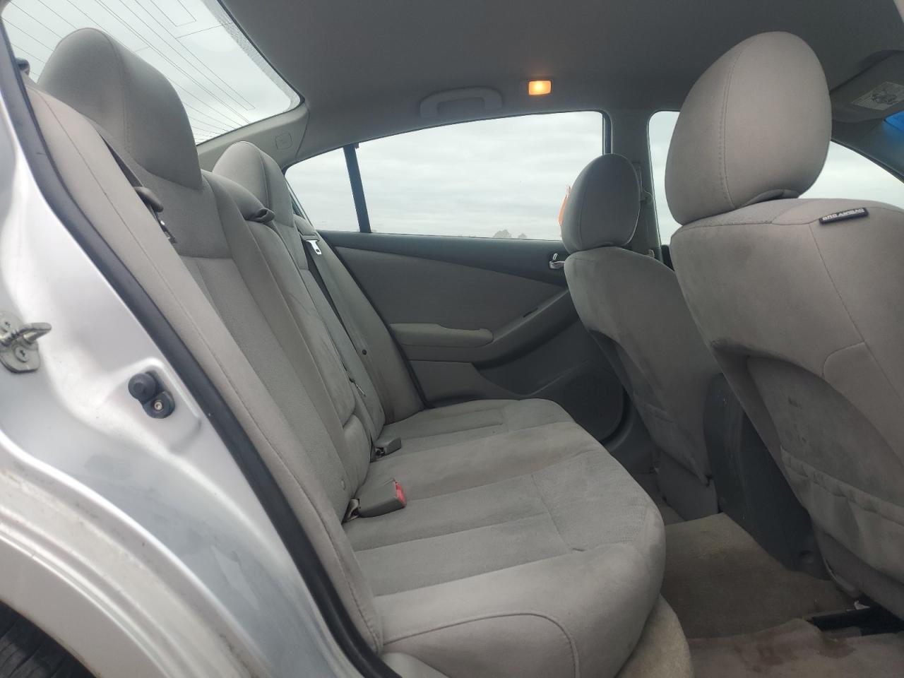 NISSAN ALTIMA BASE