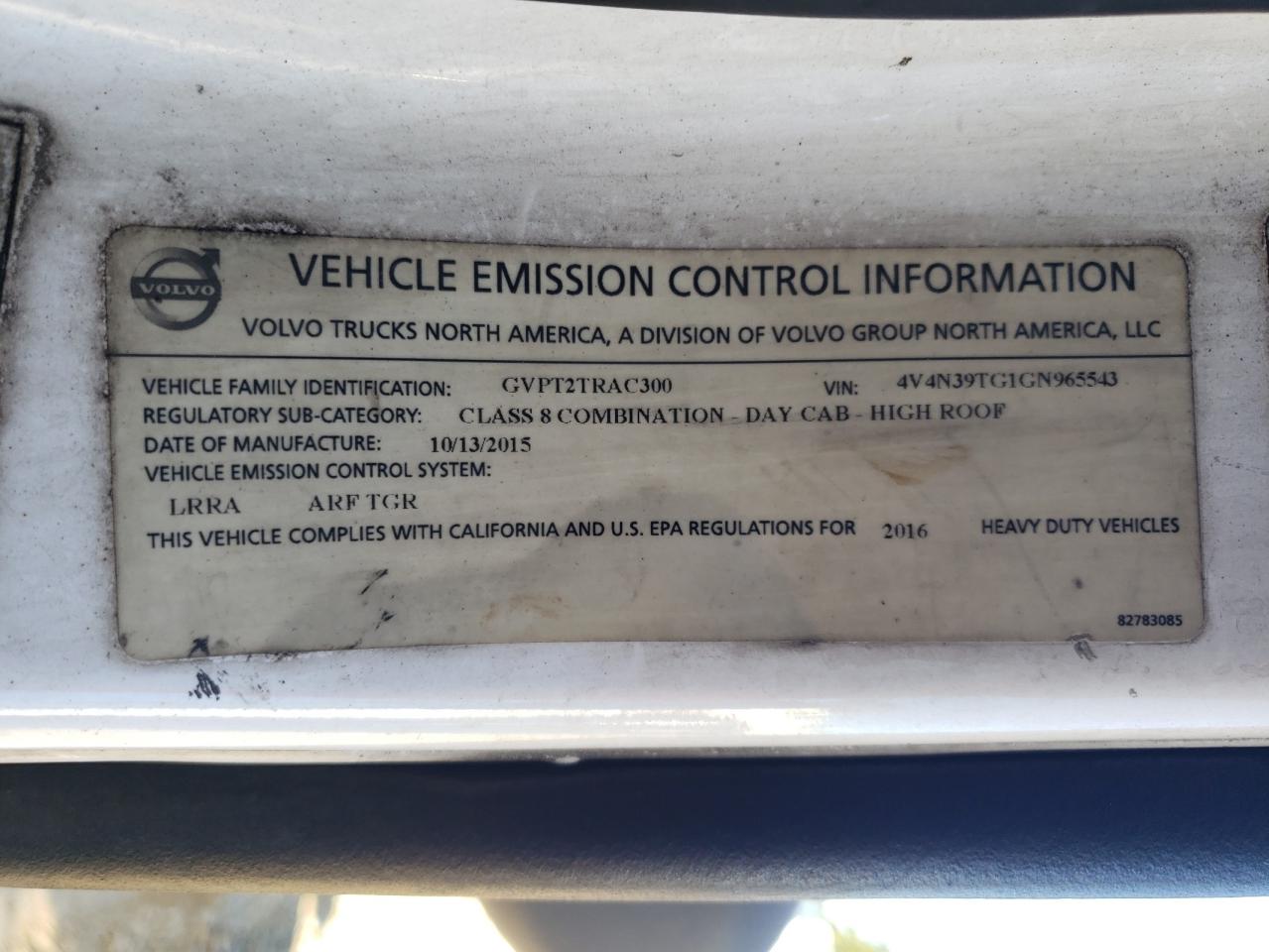 Lot #3279545259 2016 VOLVO VNL