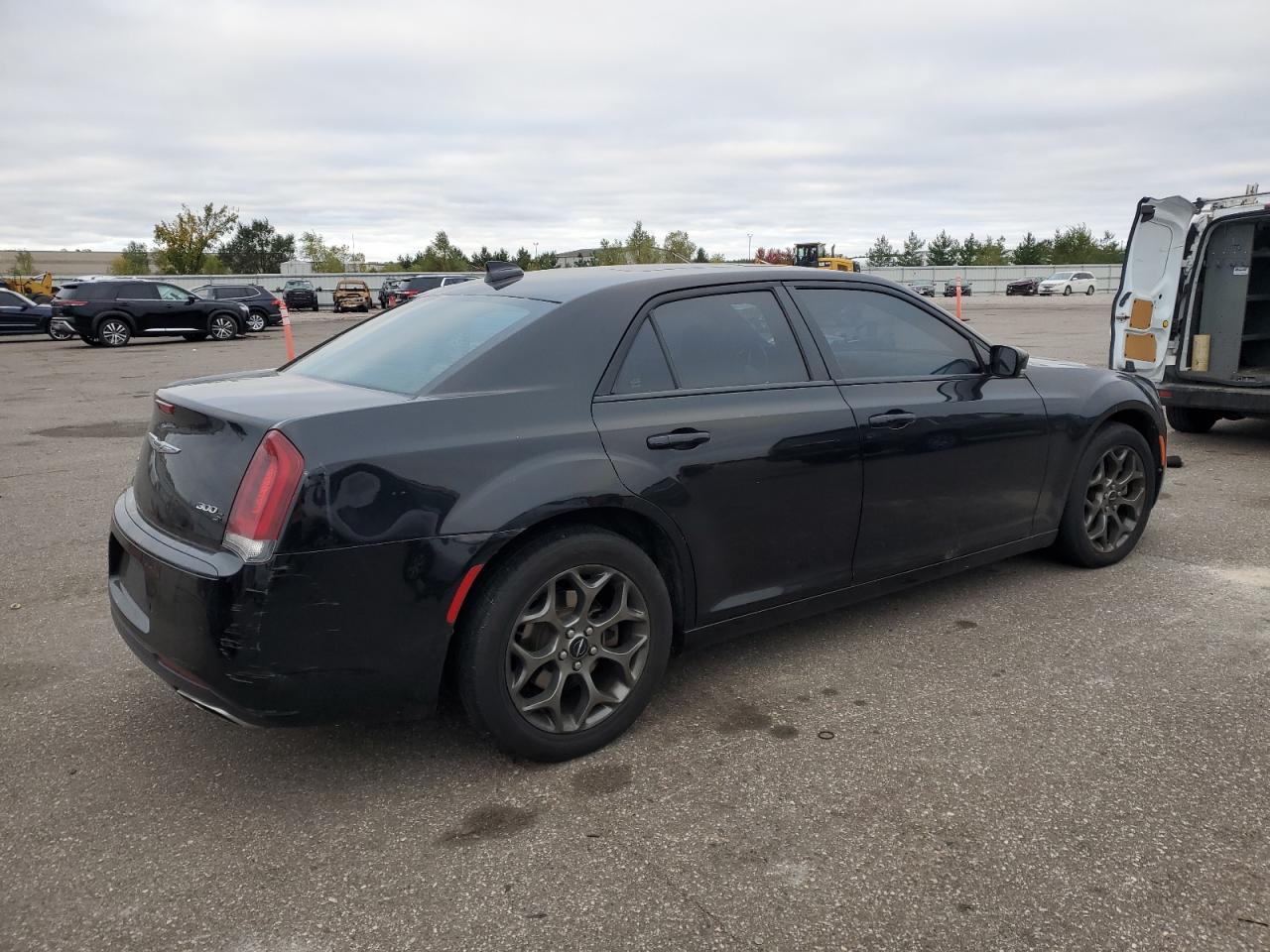 CHRYSLER 300S S