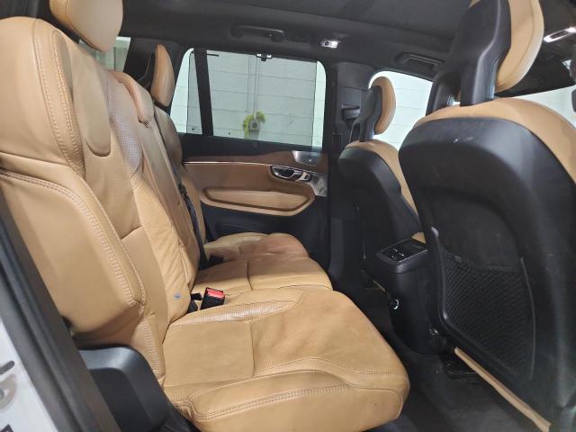 2017 VOLVO XC90 T6 YV4A22PLXH1156561