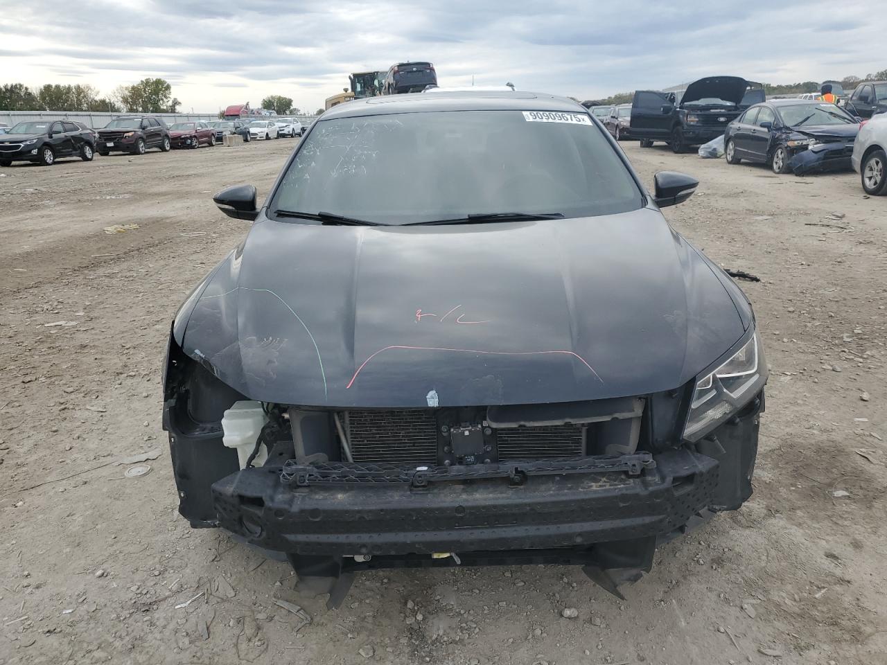 VOLKSWAGEN PASSAT SE