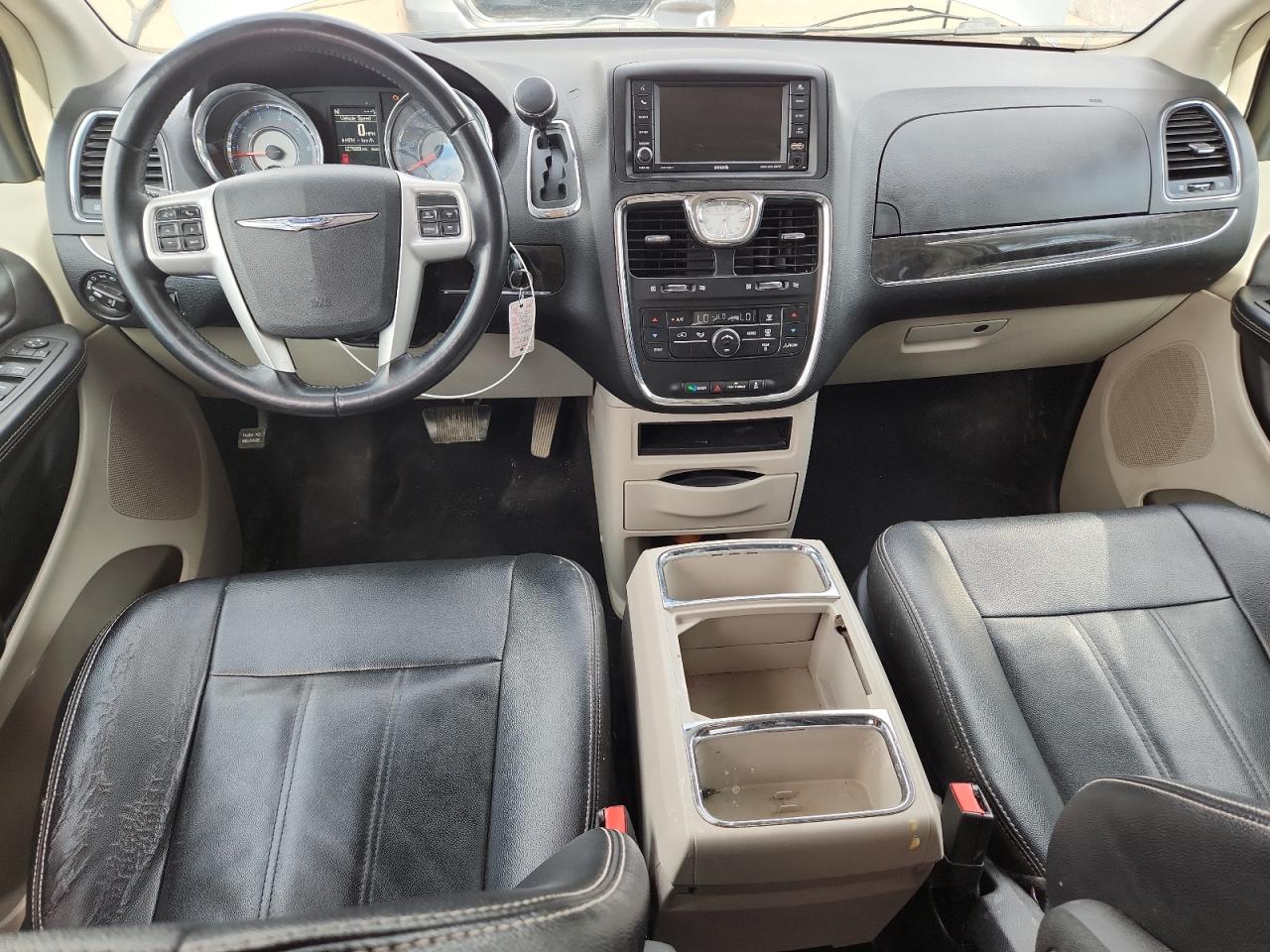 CHRYSLER TOWN & COUNTRY TOURING