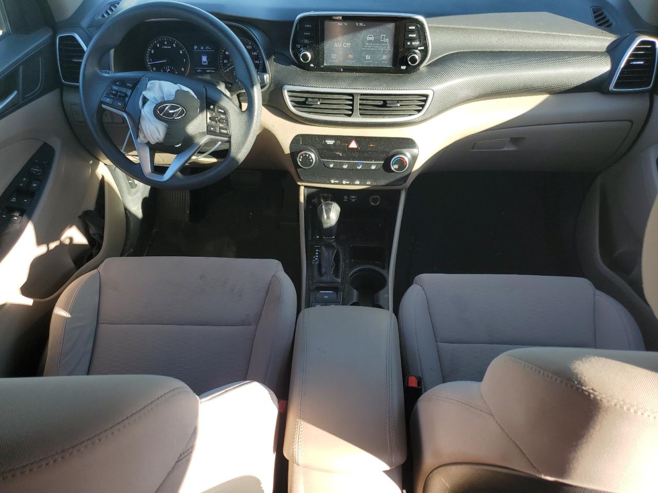 HYUNDAI TUCSON SE