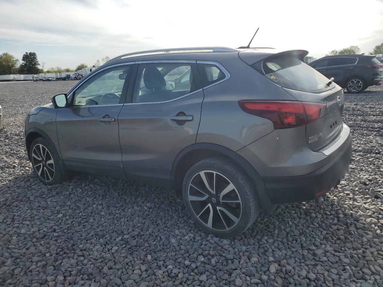 NISSAN ROGUE SPORT S