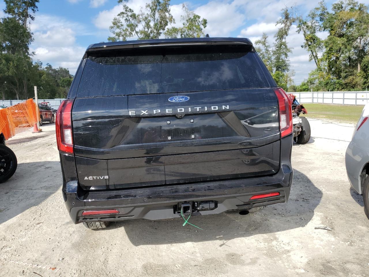 FORD EXPEDITION ACTIVE