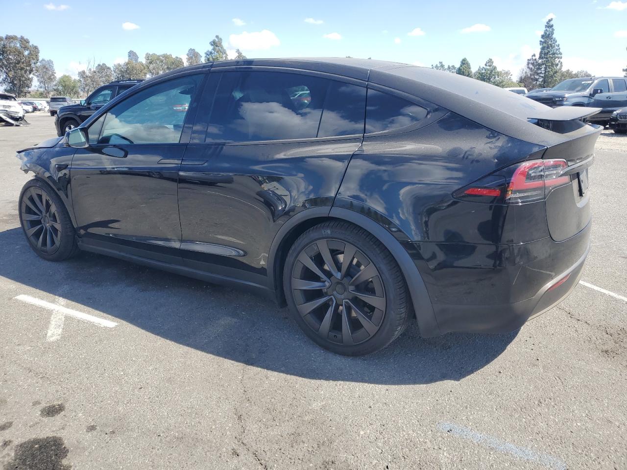 TESLA MODEL X