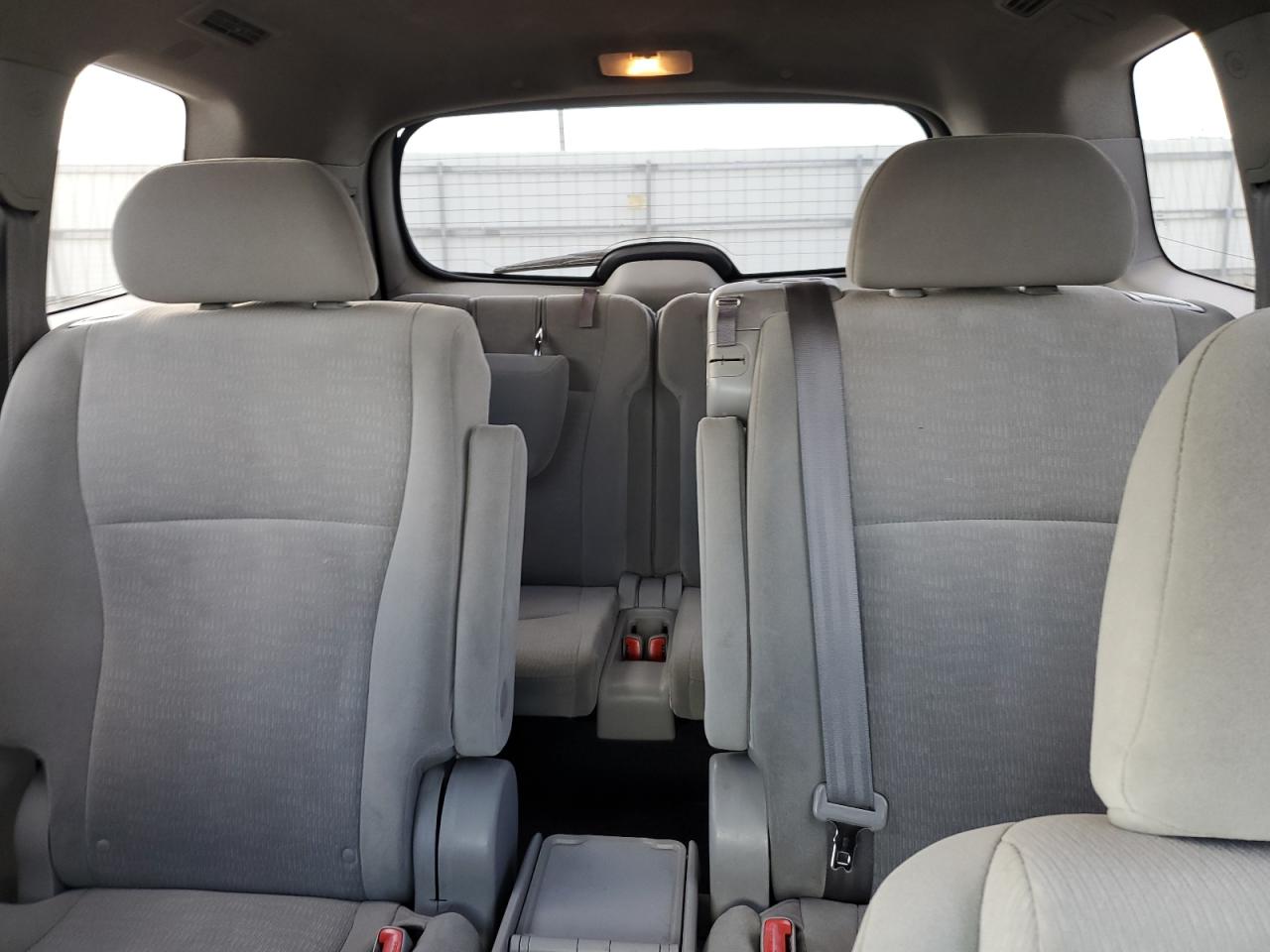 TOYOTA HIGHLANDER BASE