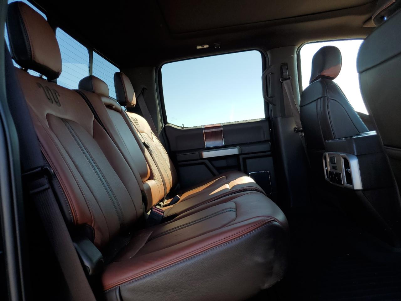 FORD F-350 SUPER DUTY